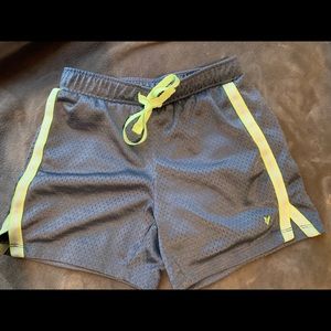Active by Old Navy Shorts Size M